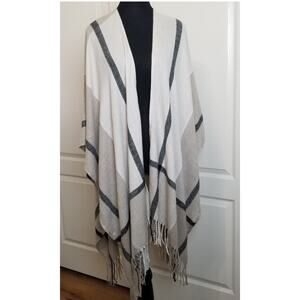 Women's Three Dots Cashmere Blend Wrap Neutral Plaid Pattern Fringe One Size